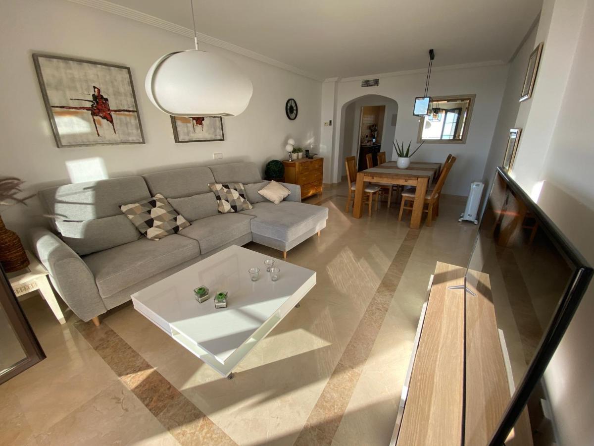 Huge Rooftop Solarium With See View - 3 Rooms Benahavis Luaran gambar