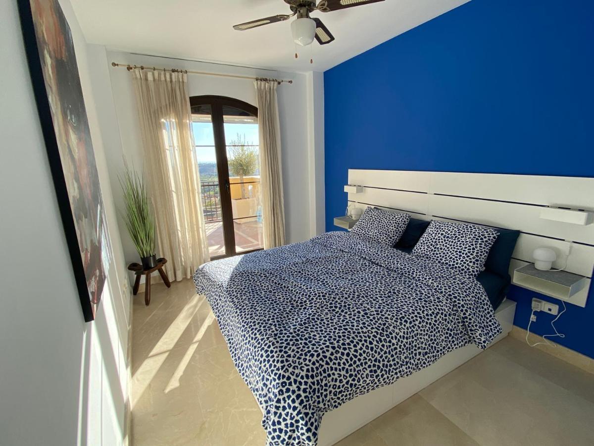 Huge Rooftop Solarium With See View - 3 Rooms Benahavis Luaran gambar